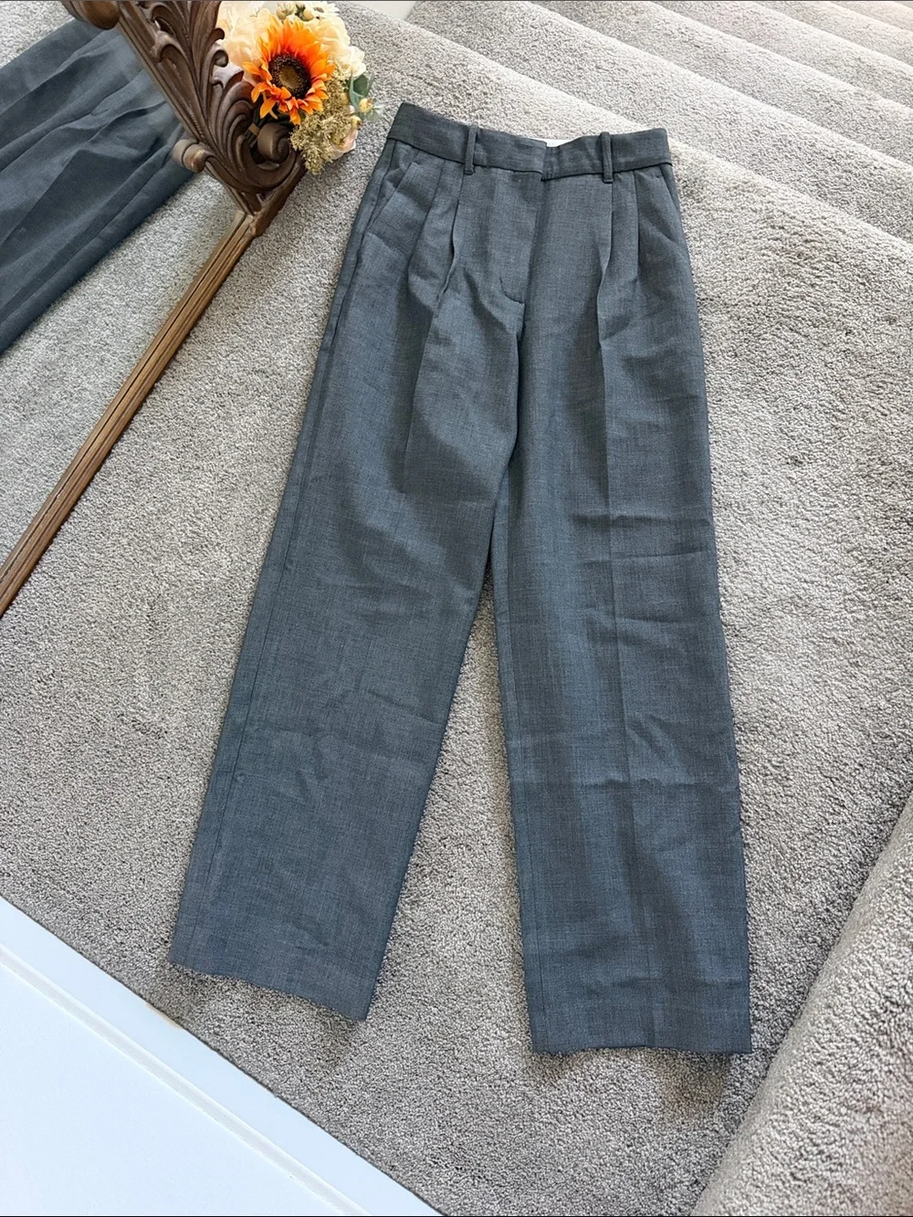 Aritzia Effortless Pants